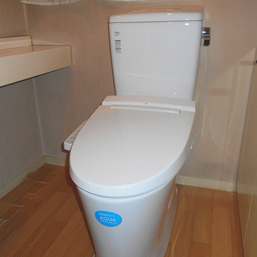 向日市　トイレのリフォーム撤去前