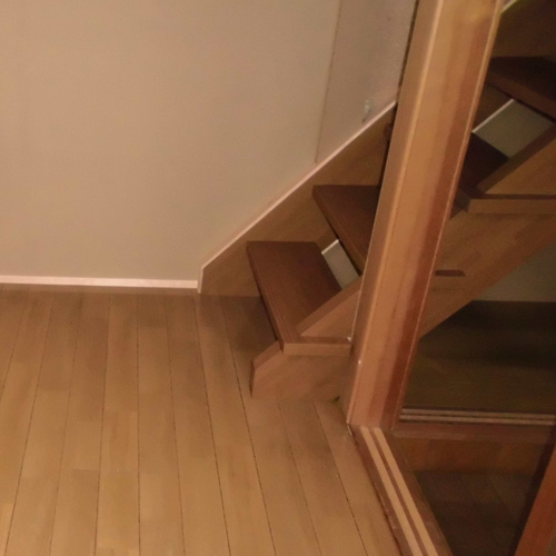 戸建て階段リフォーム施工後２